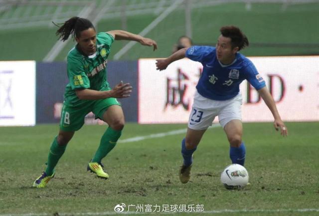 bsports-广州城官方告别卢琳:你是南粤足球的一面旗帜
